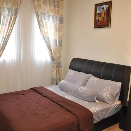 Amysity Homestay: Modern Living Near Bangi Sentral Hub Exterior photo