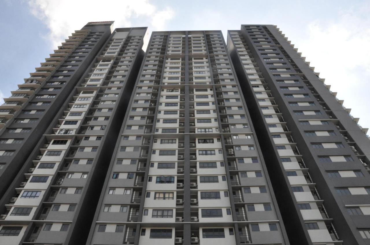 Amysity Homestay: Modern Living Near Sentral Hub *